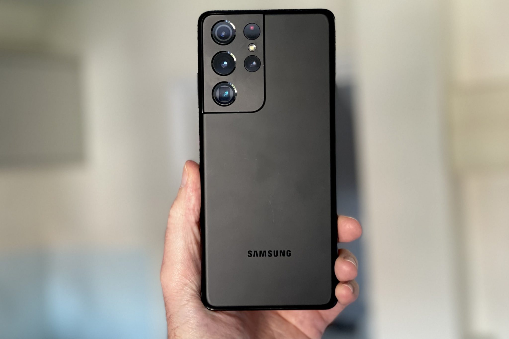 Samsung Galaxy S22 Ultra Bakal Menggunakan Kamera 200MP? - Redaksi